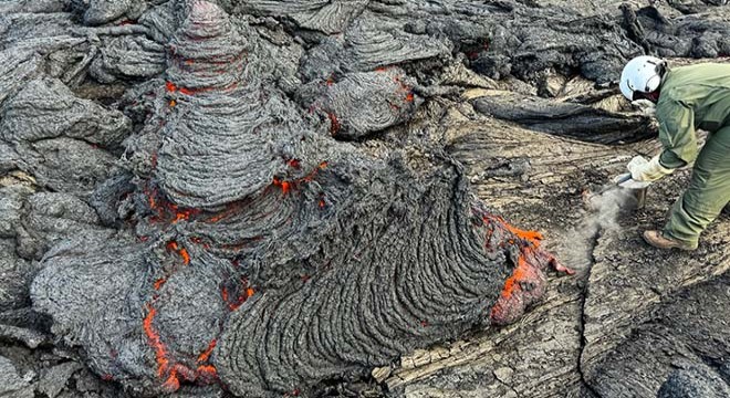 USGS, Kilauea Yanardağı'nın görüntülerini paylaştı