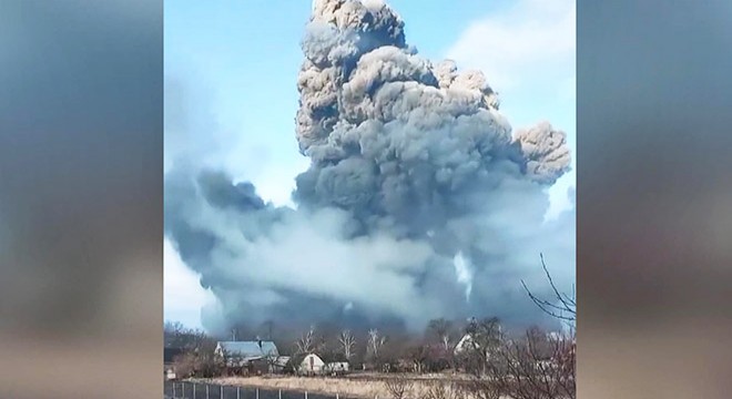 Ukrayna'da mühimmat deposunda patlama