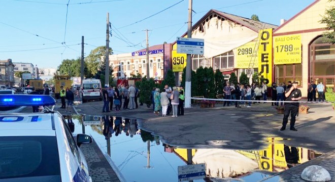 Ukrayna’da otelde yangın: 8 ölü, 10 yaralı