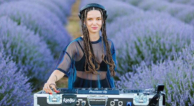 Ukraynalı DJ'den 'lavanta' kokulu klip