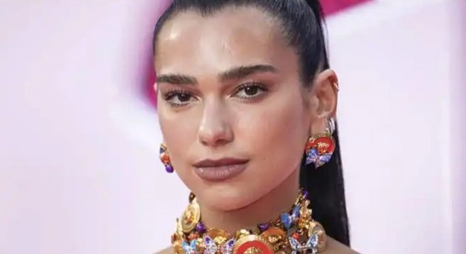 Ünlü sanatçıya çalıntı şarkı davası