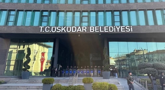 Üsküdar Belediyesi'nde 9 kişi tutuklandı