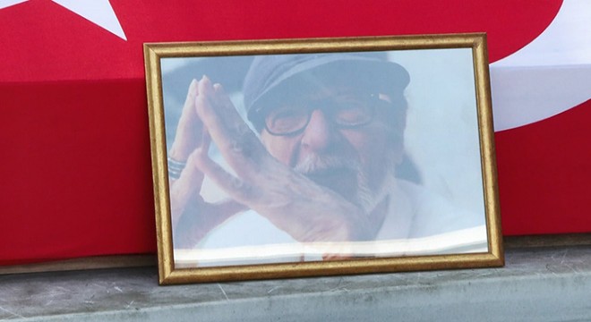 Kayhan Yıldızoğlu son yolculuğuna uğurlandı