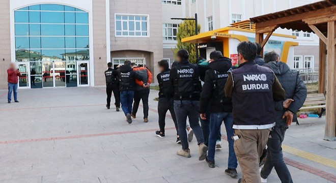 Uyuşturucu operasyonuna 4 tutuklama