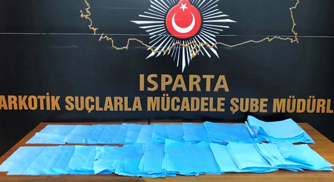 Uyuşturucuyu kağıt havluya emdirmişler