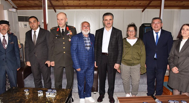 Vali Baruş, Eğirdir'de iftara katıldı