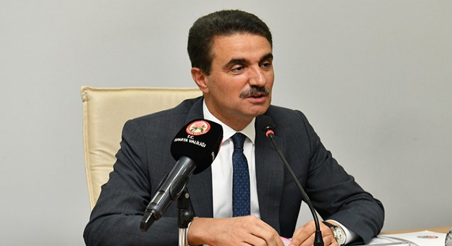 Vali Baruş muhtarlarla buluştu