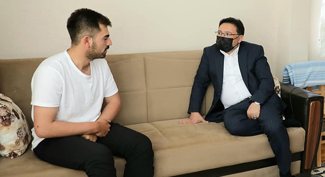 Vali Çiçek'ten gazi Aslan'a ziyaret