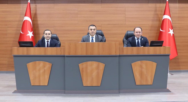 Vali Öksüz: Burdur Gölü'nü kaybedemeyiz