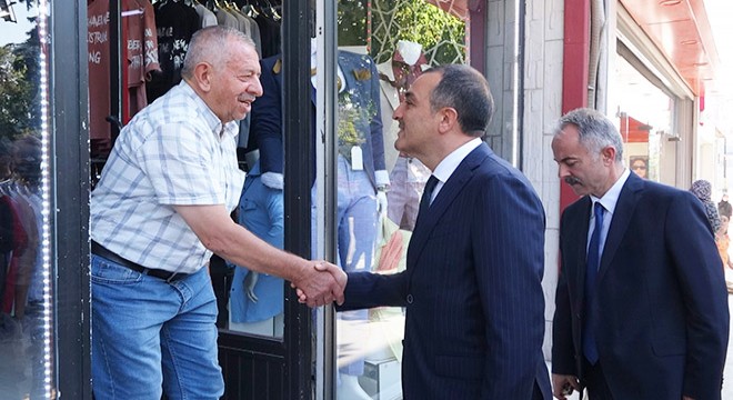 Vali Öksüz ilk ziyaretini Gaziler Derneği'ne yaptı