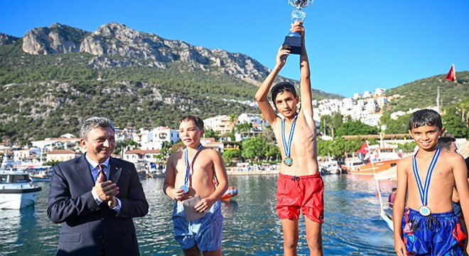 Vali Şahin: 1 Temmuz, Türk denizciliğinin bağımsızlık sembolüdür