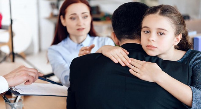 Velayetin değiştirilmesi davası nedir ve nasıl açılır?
