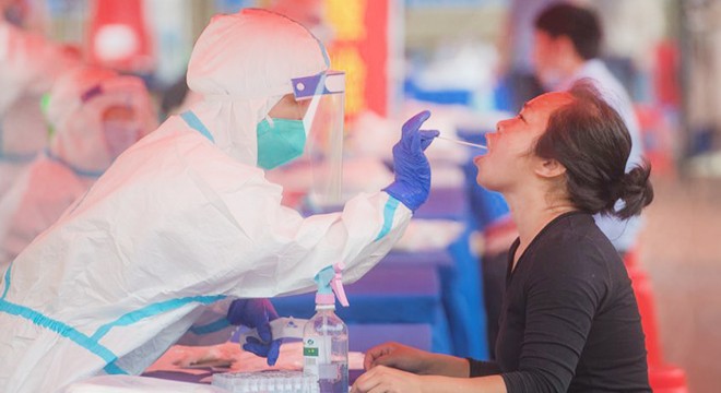 Vuhan'da test kuyruğu