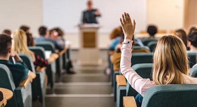 YÖK'ten yurt dışında eğitim almak isteyen öğrencilere uyarı