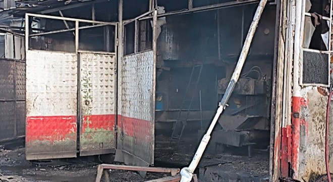 Yağ fabrikasında patlama: 1'i ağır, 7 yaralı