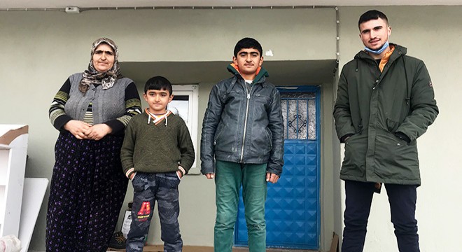 Yanan ev imece usulü yenilendi
