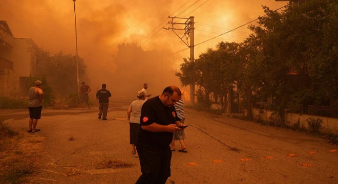 Yangınlardan etkilenen 46 kişinin tedavisi devam ediyor
