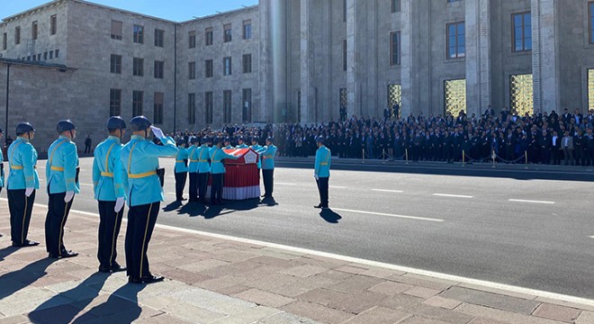 Yaşamını yitiren eski milletvekili Şendiller için TBMM'de tören