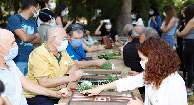 Yaşlılar Günü'nde kuşaklar bir arada