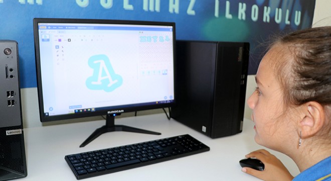 Yazılım ve kodlama atölyesi açıldı