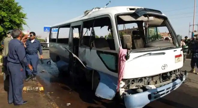Yemen'de yolcu otobüsü bombalandı