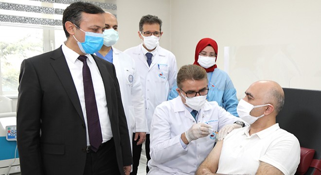 Yerli koronavirüs aşısında Faz-2'nin ikinci doz uygulamasına başlandı