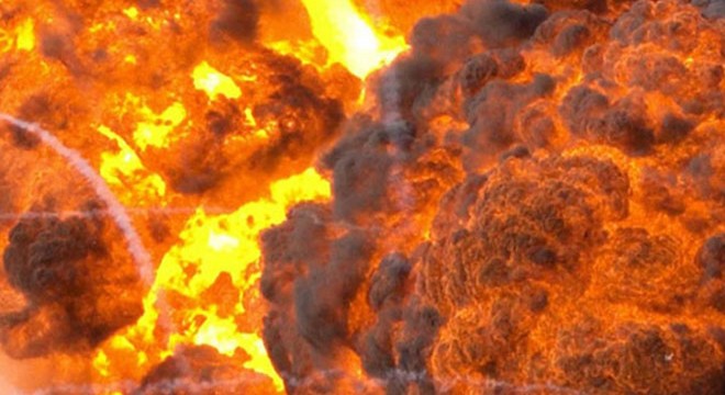 Yol kenarına döşenen bomba patladı: 34 ölü, 17 yaralı