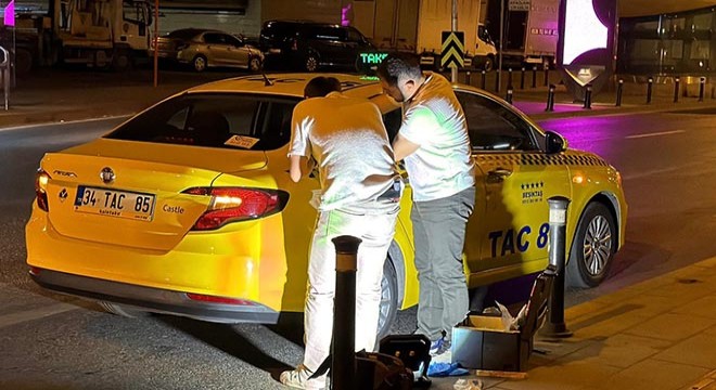 Yolcusunun saldırısına uğrayan taksi şoförü yaralandı