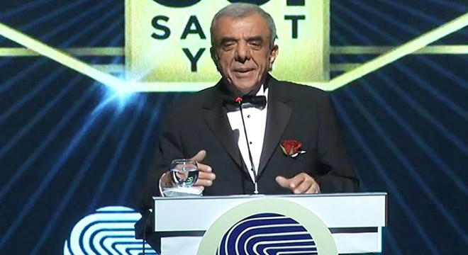 Yönetmen senarist Ali Özgentürk hayatını kaybetti