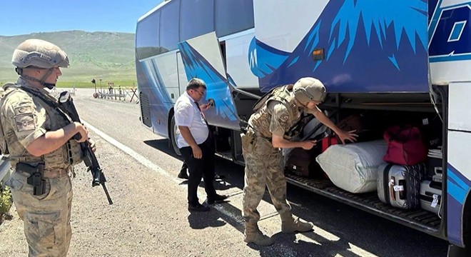 Yurt genelinde 446 düzensiz göçmen yakalandı