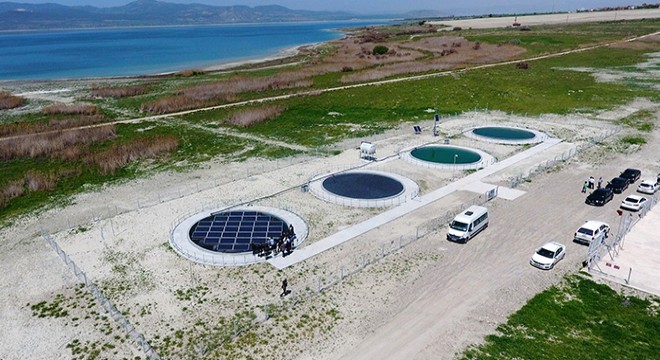 Yüzer güneş panelleriyle buharlaşmanın önüne geçilecek