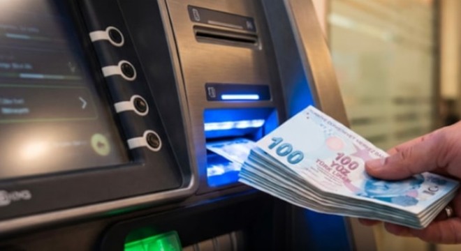 Zamlı memur maaşları hesaba yatıyor