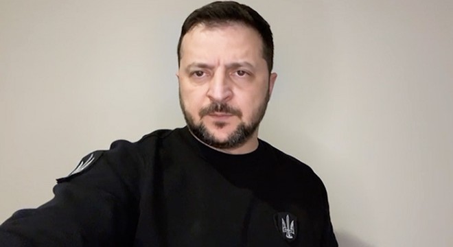 Zelenski: Rusya, silahların gecikmesinden yararlanıyor