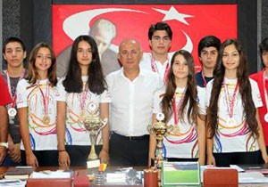 Eskrim turnuvası Alanya'da