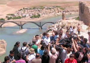 Hasankeyf Nisan'da turizme açılacak
