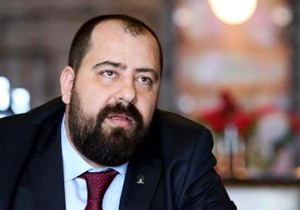 Antalyalı ünlü siyasetçinin oğlu AKP'den aday