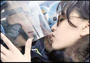 ‘Öpücük tahrik sayılsın'