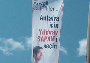 Sapan'ın afişlerini kestiler