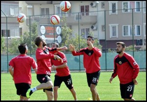 Pazar’a farklı taktik