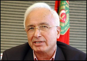 Tayfur Süner adaylıktan vazgeçti