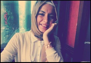 'Benim başım kapalı beynimin içi değil'