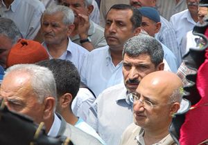Vahap Munyar babasını kaybetti
