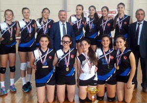 Serik'te voleybol şampiyonları belli oldu