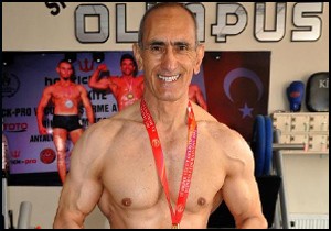 64'lük vücutçu