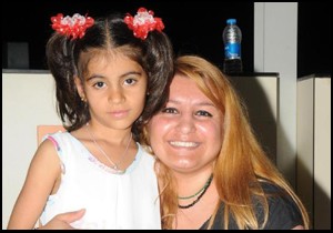 Minik Zeynep ilik nakli için Antalya'ya geldi